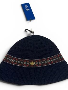 adidas navy knit bucket hat with patterned band and gold trefoil